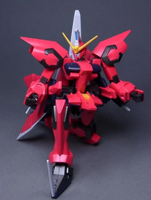 GUNDAM - Model Kit - HG 1/144 - Aegis R05